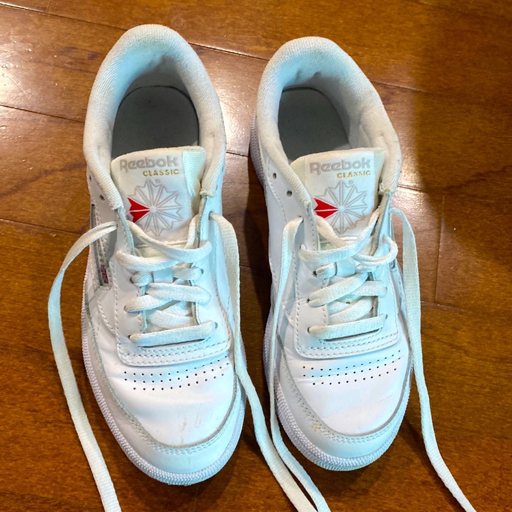 Reebok size 5